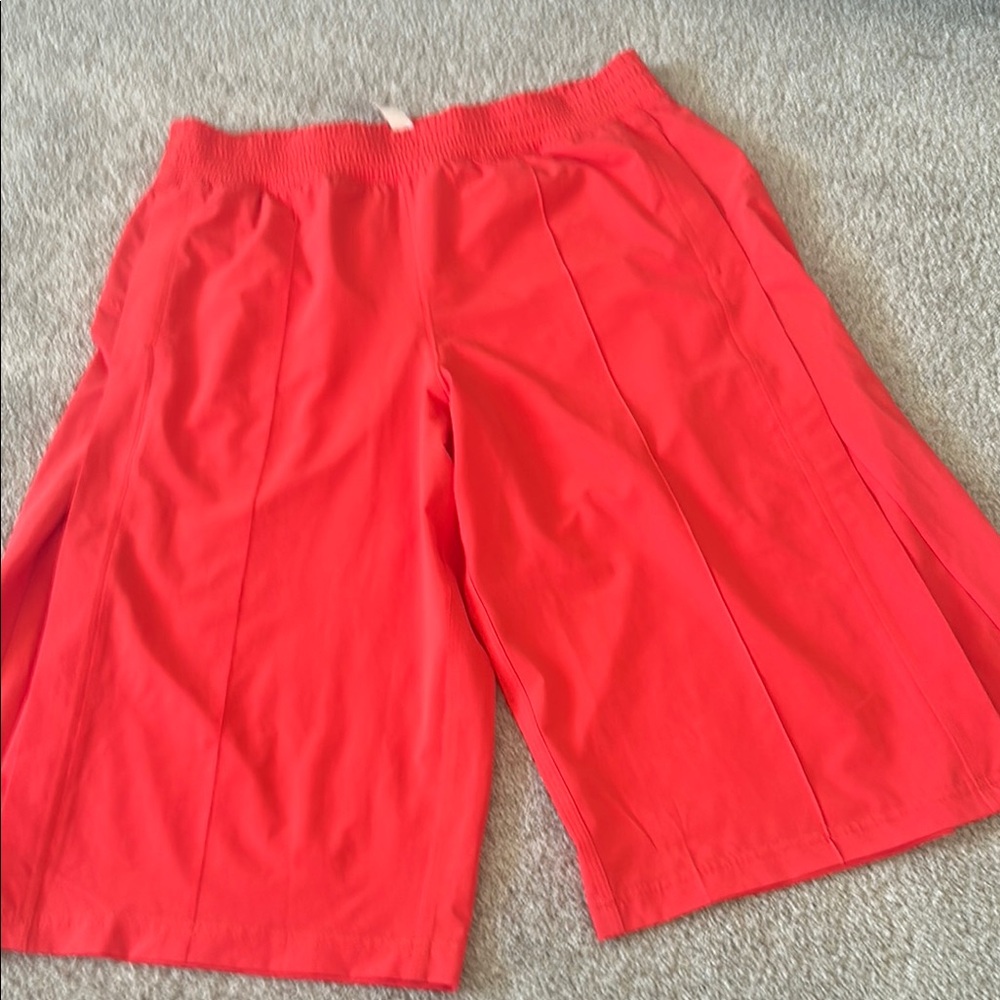 Lululemon Vibrant Coral Culottes